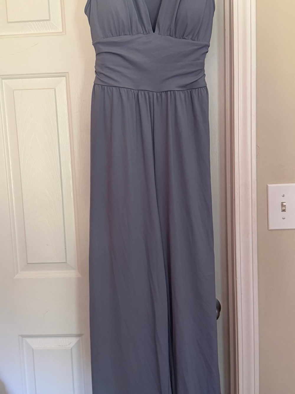 Sleeveless Grey V-Neck jumpsuit
